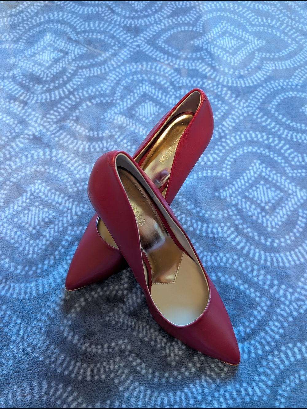 Jenn Ardor Red Pointed Toe Pumps